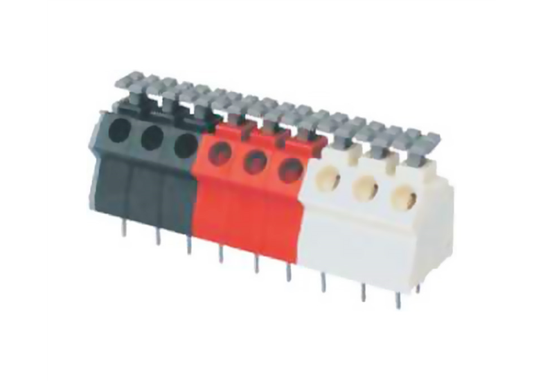 模块端子制造者的匠心独运：构建电力世界的精细桥梁